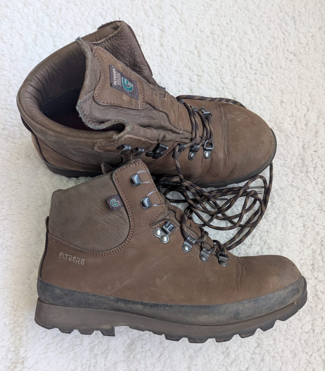 Alt Berg UK 9.5 G Fit (SAMPLE)