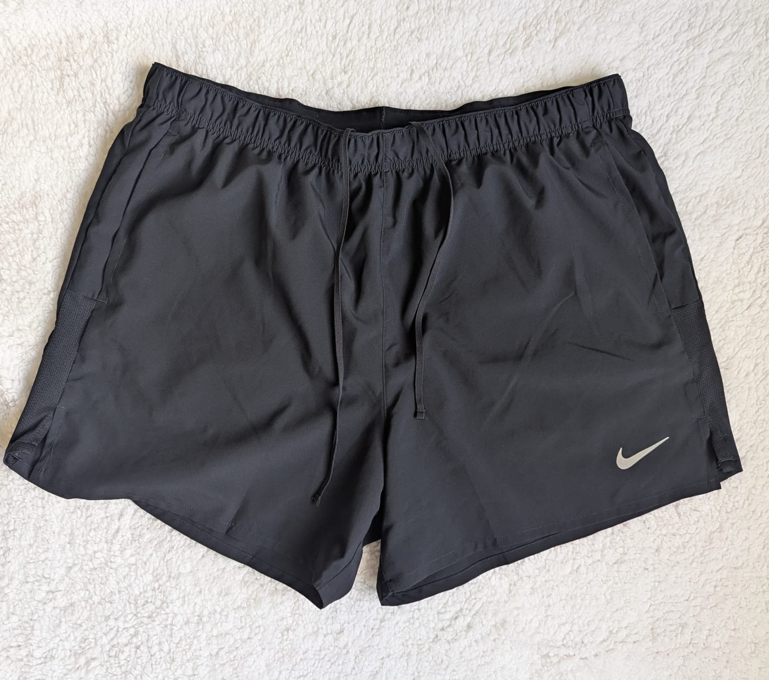 Nike Gym Shorts XL (SAMPLE)