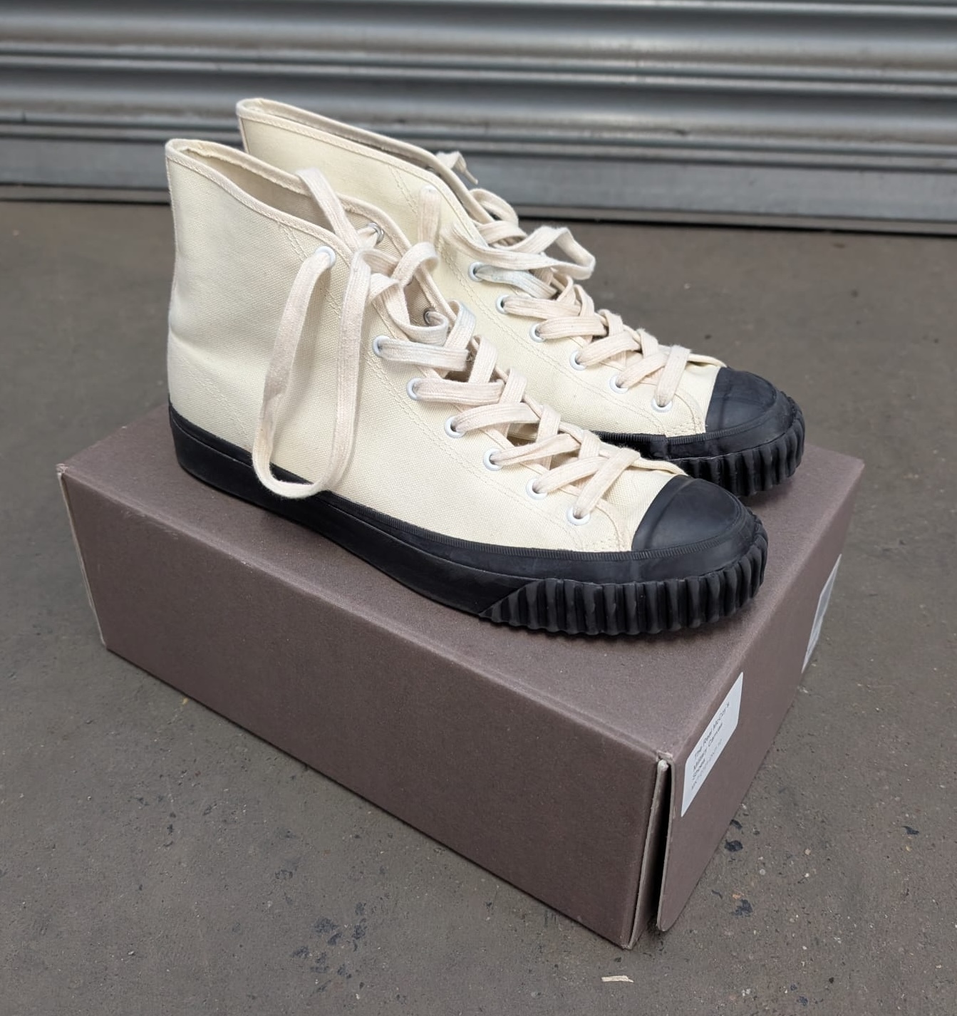 The Real McCoys – Military Canvas Training Shoes – UK 10 (SAMPLE)