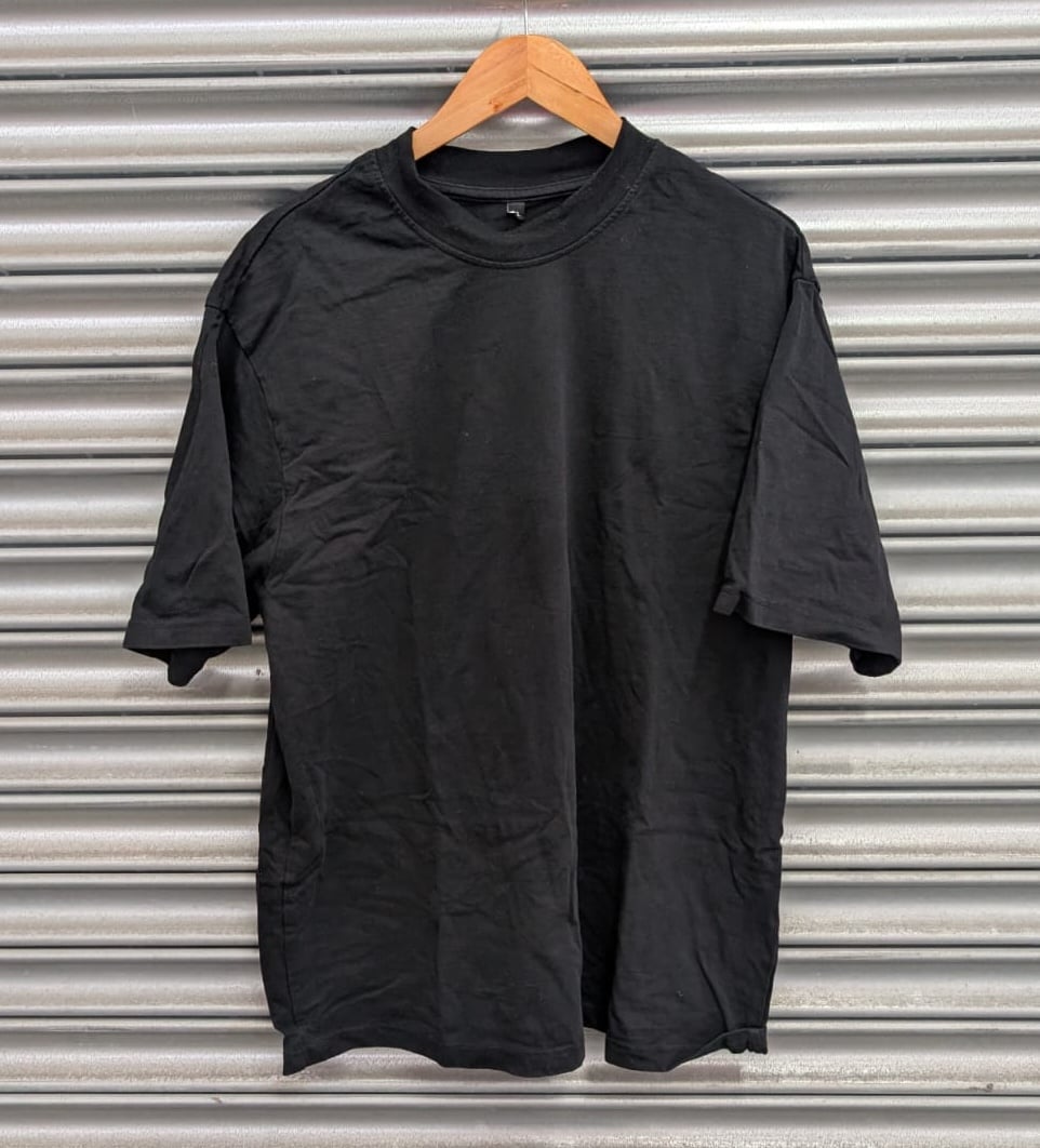 Black Plain T-Shirt – XL (SAMPLE)
